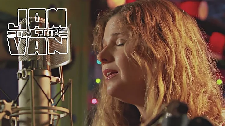 LESLIE STEVENS - "Storybook" (Live at JITV HQ in L...