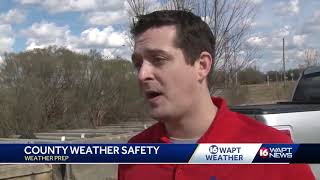 Road crews prepared for snow, ice