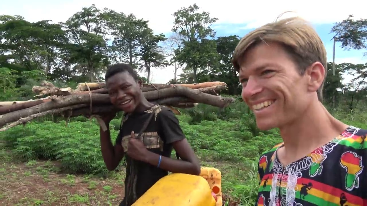 Adventures to Mbaïki, Central African Republic