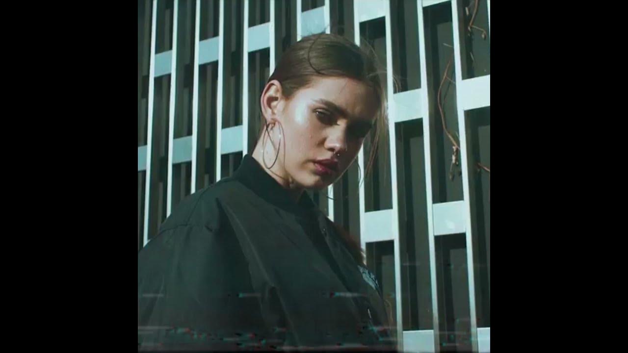 Полюбила бандита а он не знает ничего. Полюбила бандита а он не знает ничего
