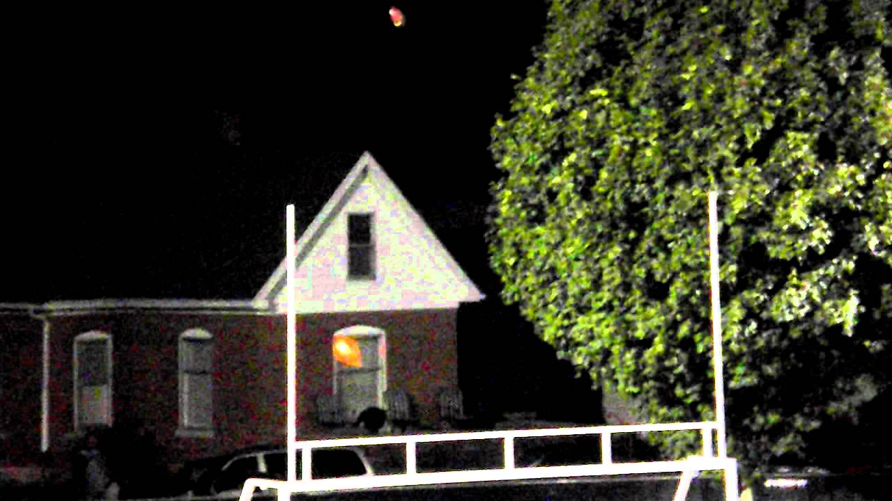 Jeff Helt kicks field goal against Urbana on 9/16/2011