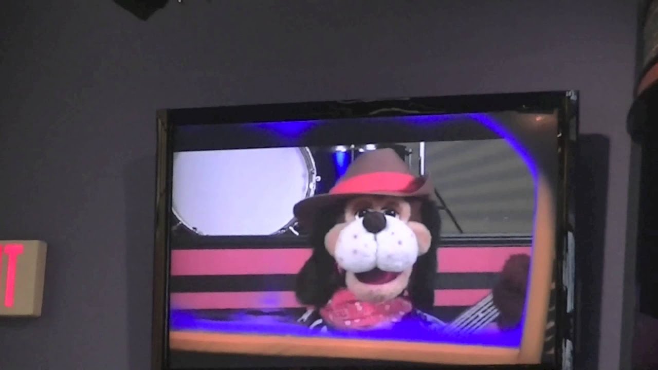 Chuck E Cheese Burbank September 2012 Segment 2