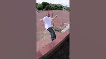 GARGONZO BLUNT TO FAKIE + FS BLUNT HAMBURG, GERMANY #shorts #EuroBudgetTour