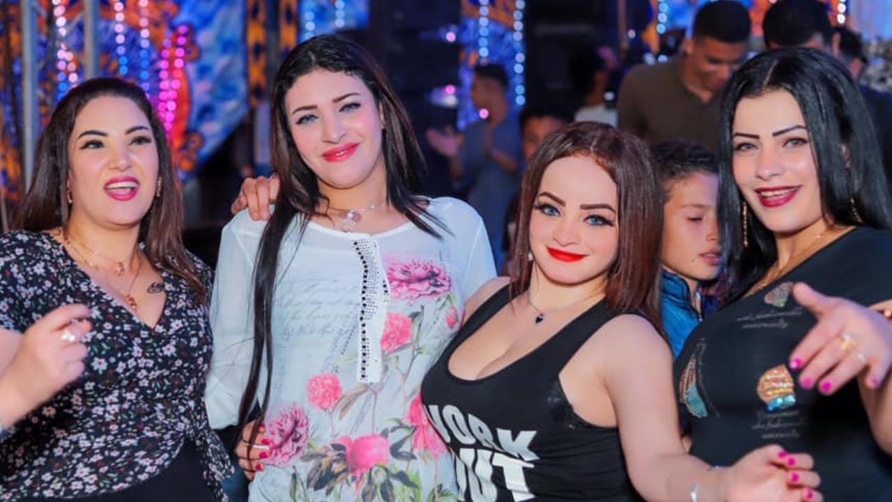 محمد مصطفى واشرف عدويه  مرقصين 14 رقاصه فات الميعاد ويعينى على الصبر والفرح خراب مهرجان المحله