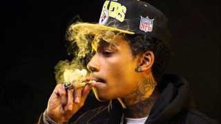 Watch Wiz Khalifa Whip It Around video