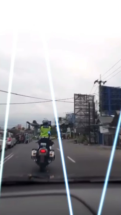 wow Seorang Patwal Ambulance Sambil Freestyle Tol Cileunyi