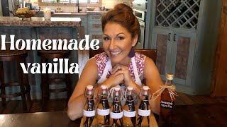 How To Make Your Own Homemade Vanilla Extract / Only 2 Easy Steps!