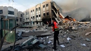 Download Newsdesk Live: Israel's Reasons Behind The Gaza Attacks Video MP3 Newsdesk Live: Israel's Reasons Behind The Gaza Attacks