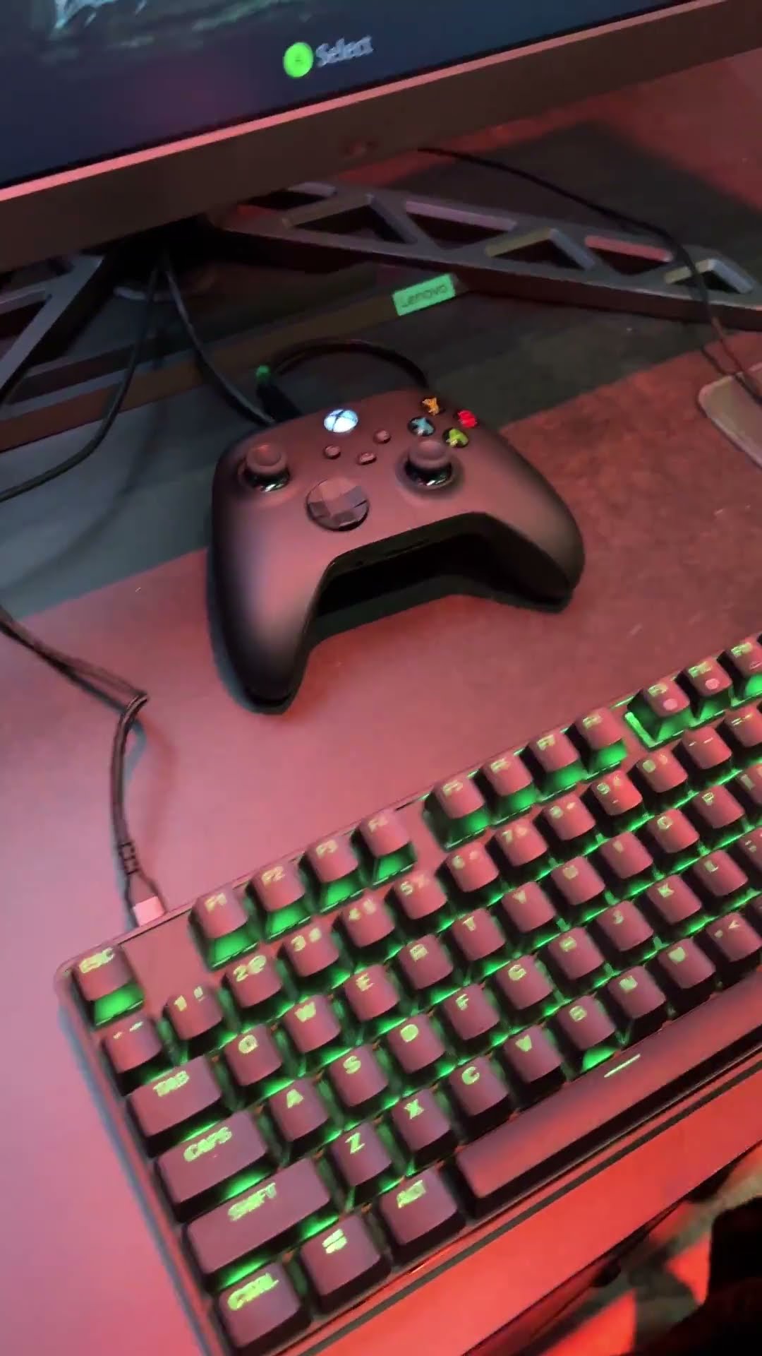 And with that, the #Xboxgamescom booth is now OPEN