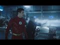 Team Flash Fight Off Black Flames | The Flash 8x09 [HD]