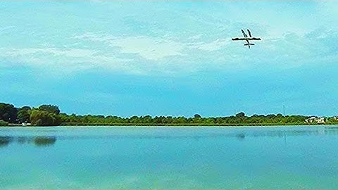 Inverted flight with the Apprentice S 15e, with floats, over water!  - July 26th, 2014