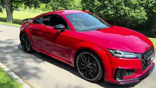 Audi TT Black Edition Tango Red