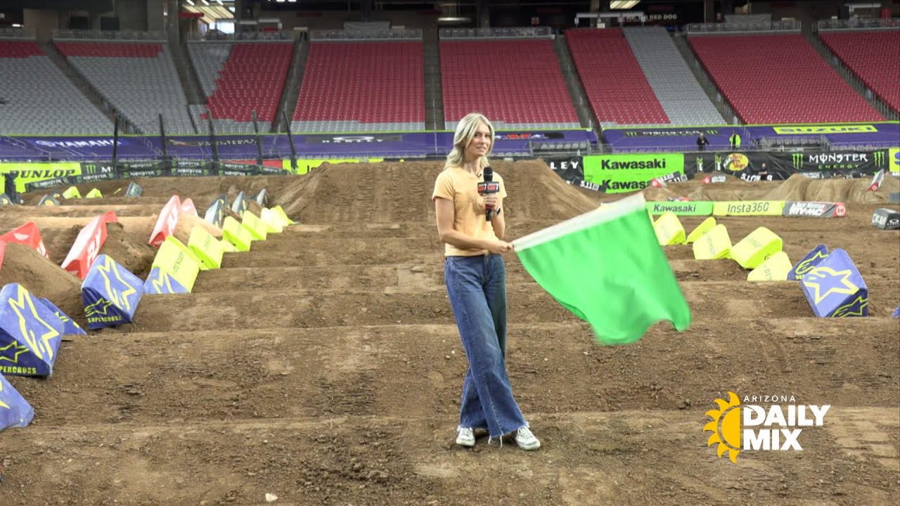 Supercross rides into State Farm Stadium