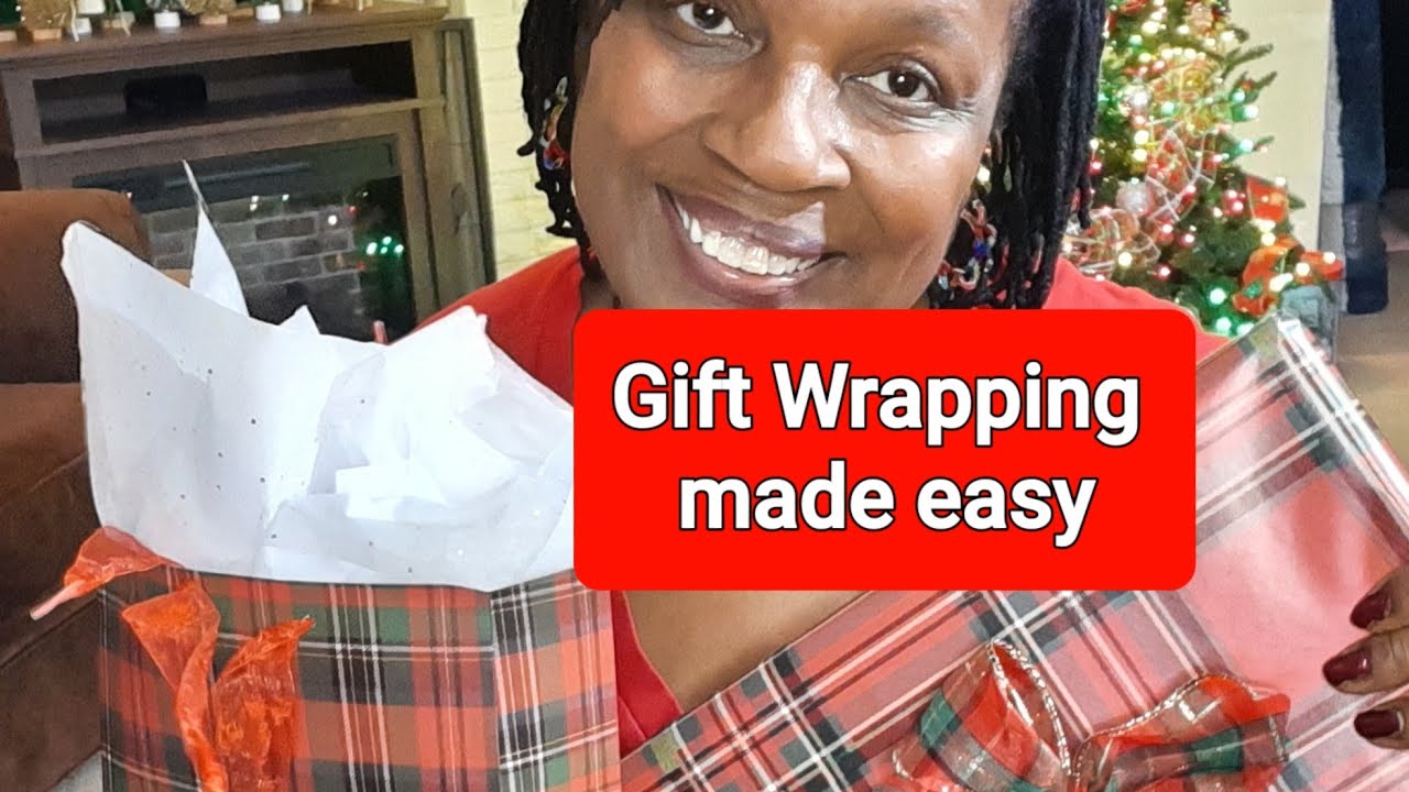 Gift wrapping made easy Vlogmas #13 - YouTube