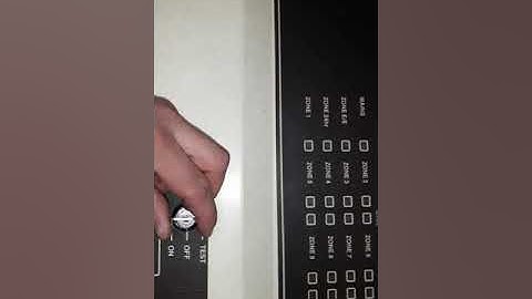 1981 Ademco MultiZone 103 key switch alarm panel