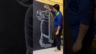 Learn to draw a woman holding a pot in her hand ⚱️#art #drawing #shortvideo