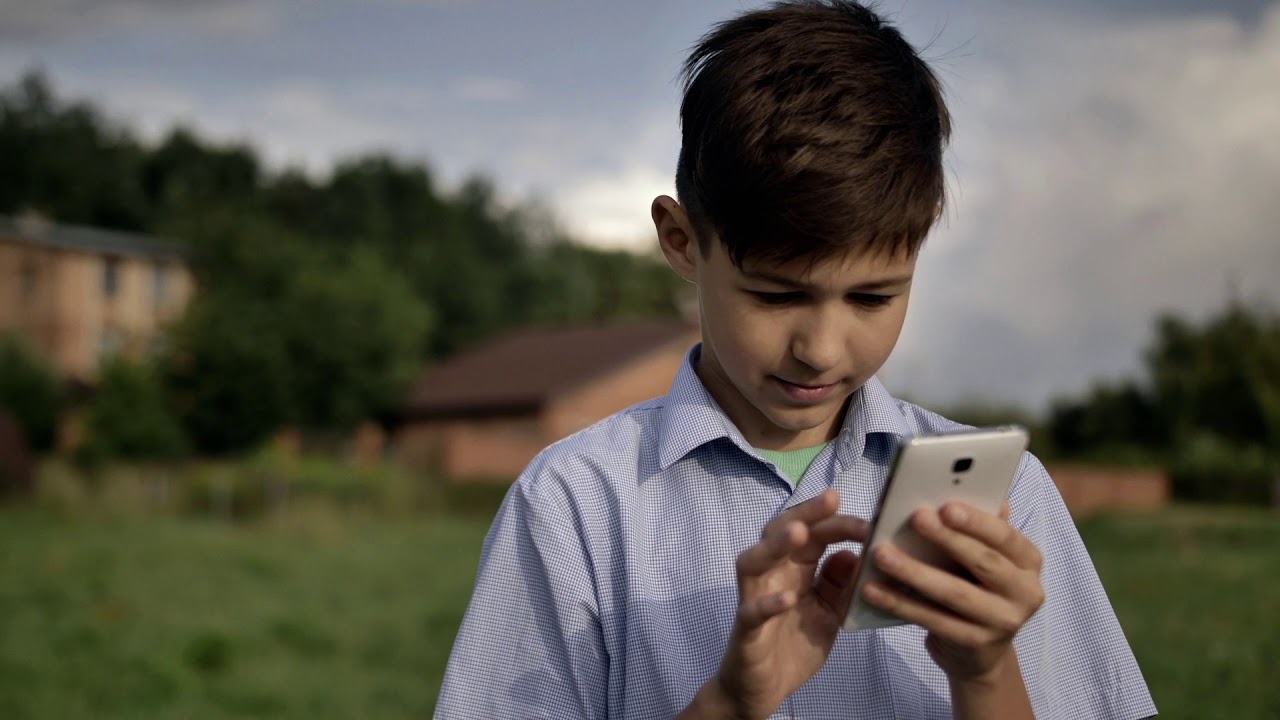 мальчик потратил