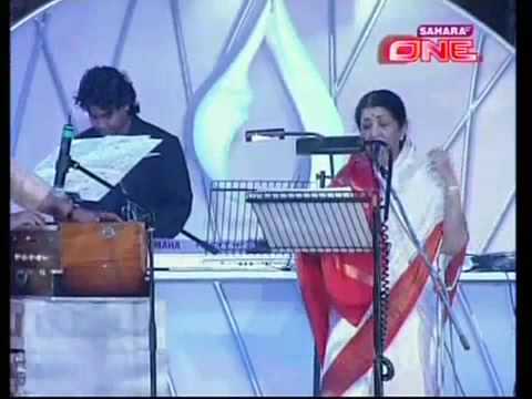 Jiya jale by  Lata a r rahman live concert