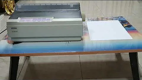 Dot matrix printer in action (Epson LQ-300+II)🖨🖨