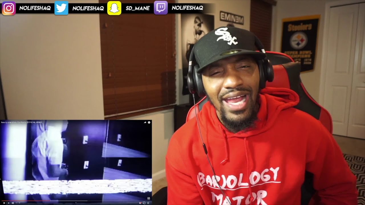 FIRST TIME HEARING Twenty One Pilots "Car Radio"