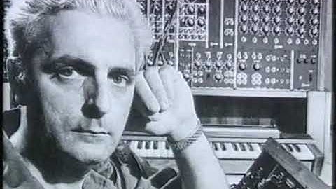 Rick Wakeman about MiniMoog