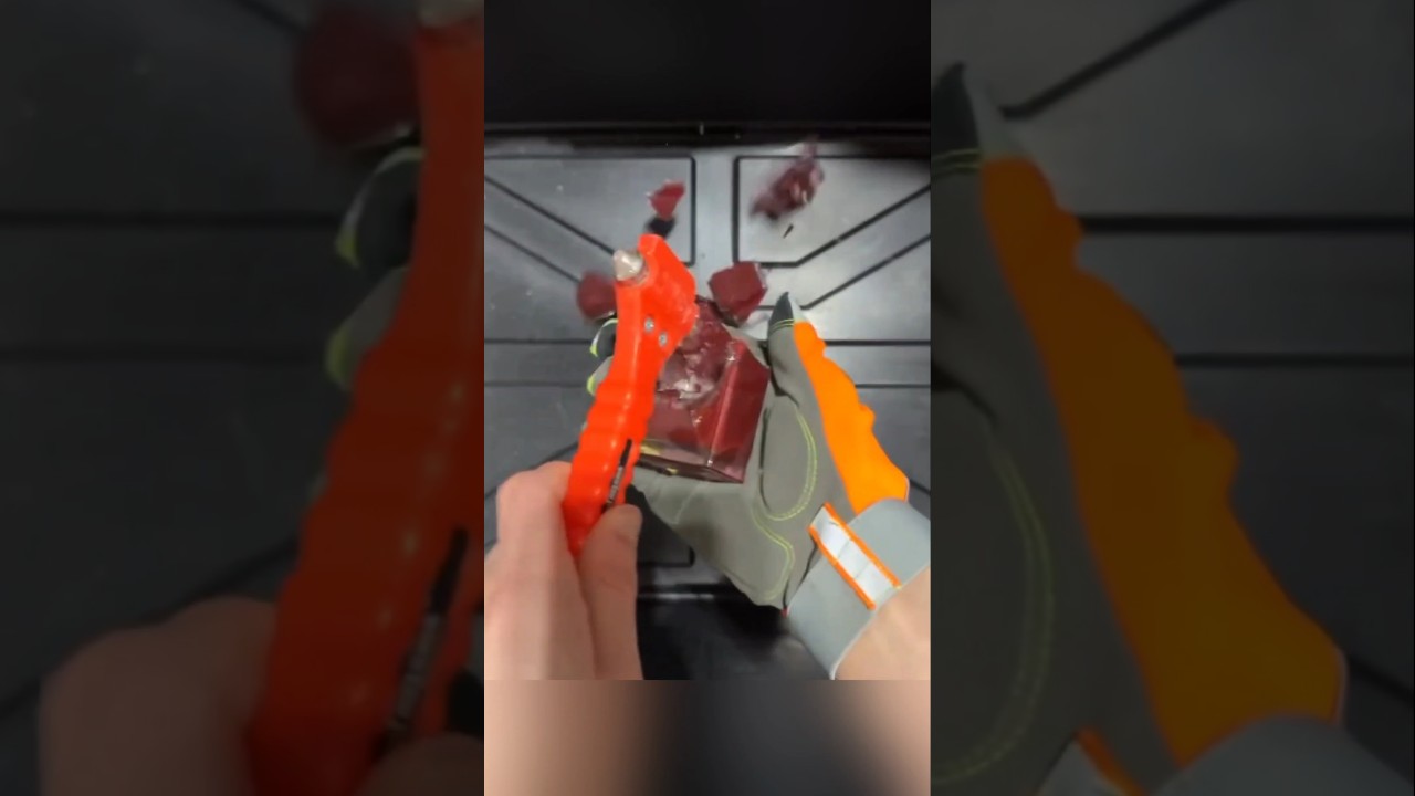 இந்த perfume bottle-ஐ உடைத்து அழகாக மாற்றிவிட்டார் !!