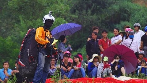 Bay Trên Mùa Vàng Mùa 2014