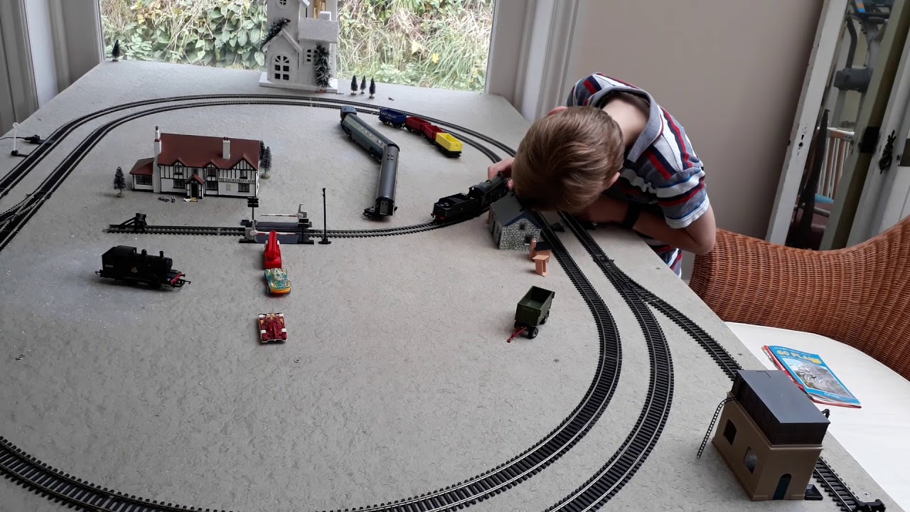 Hornby train set YouTube