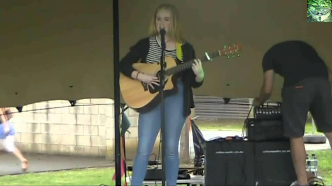 Performances - Waimauku School 2016 Gala - Isobel - Dive In (Original)