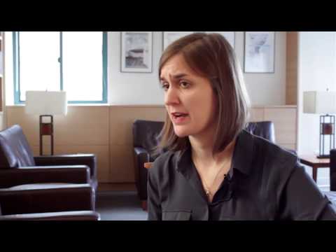 Emily Hainze, Public