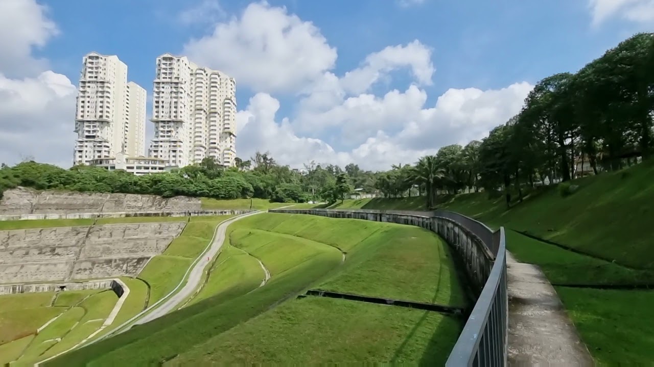 Taman bukit utama hillside jogging track