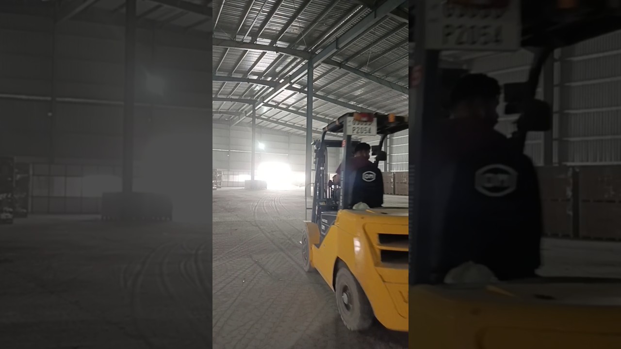 2 Ton का Pallet shifting | Heavy Forklift Operation 🚜 