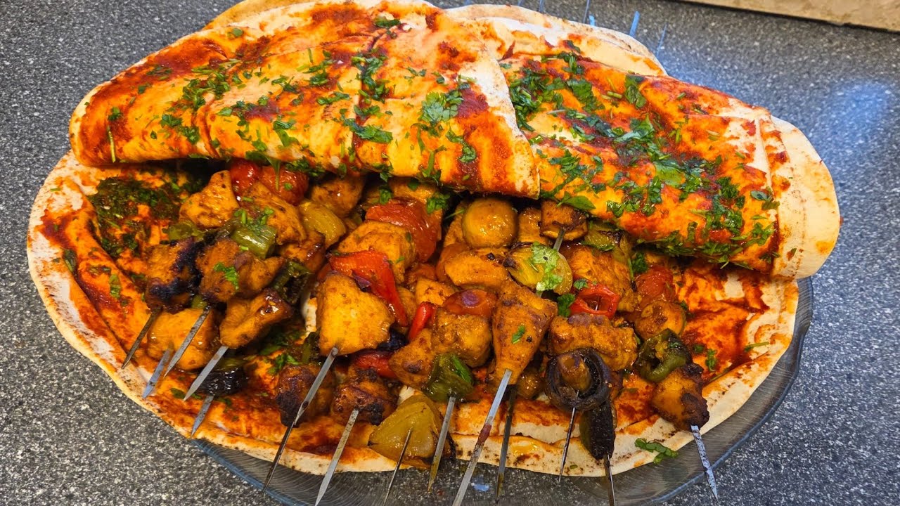 سر التتبيلة الأصلية لشيش طاووق🍢🔥 دايب مثلالزبدة.. الطعم حكاية#اكسبلور #youtubeshorts #deutschland 