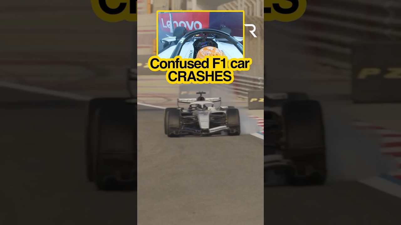 F1 car gets confused, then crashes 💥