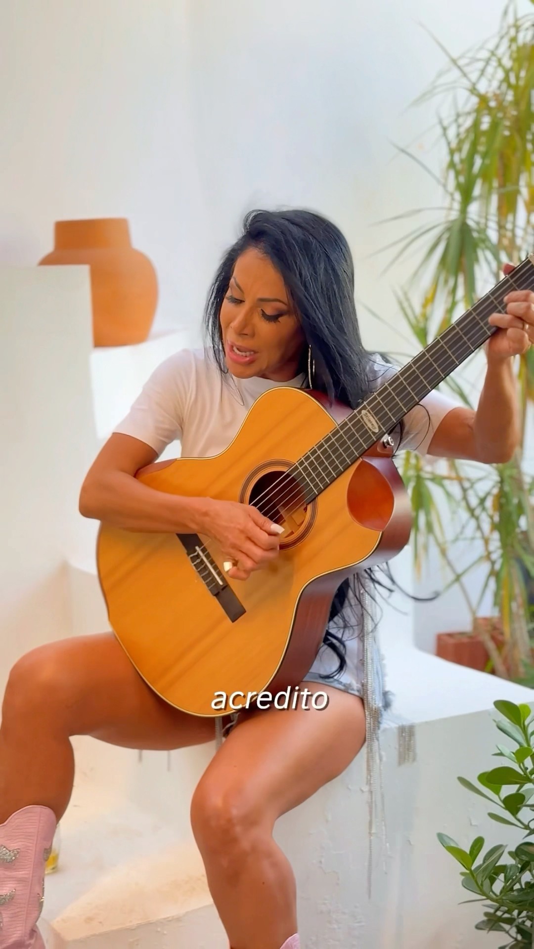 Me conta akiiiii?? quem vai tomar uma comigo nesse domingão??? #ValeriaBarros #Sertanejo