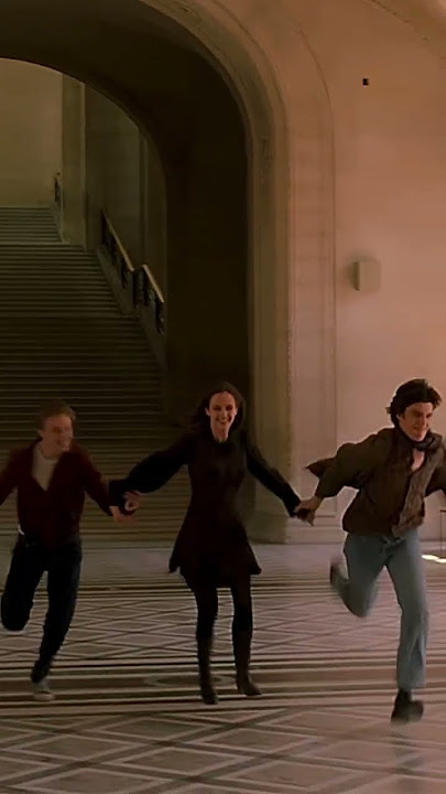 “THE DREAMERS”, LOUVRE MUSEUM SCENE #shortvideo #dreamers #louvremuseum #shortmovie #ai #aiart