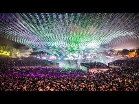 Dimitri Vegas & Like Mike “Vinyl Only” Set At Tomorrowland 2016