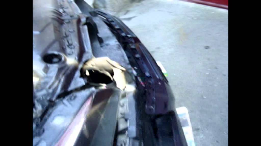 BMW Е60,к чему приводит езда без бампера...,Реставрация подкрыльника ...