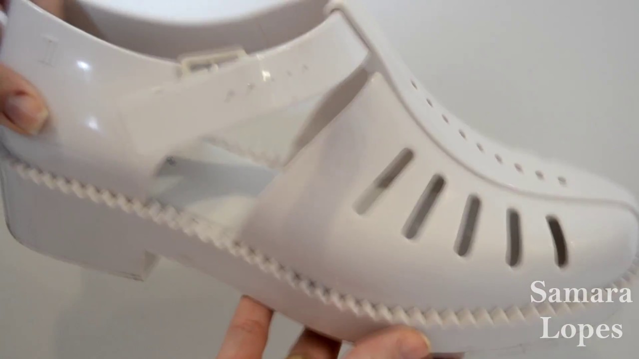 Catholic Venture Pelagic VEDA 5 Como limpar sandálias de plástico - YouTube