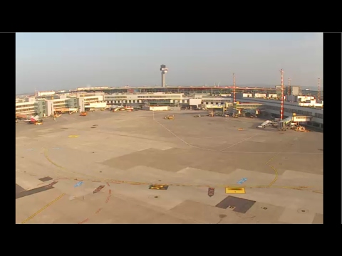 airport live webcam