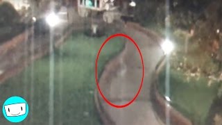 5 DISNEYLAND GHOSTS Caught On Video