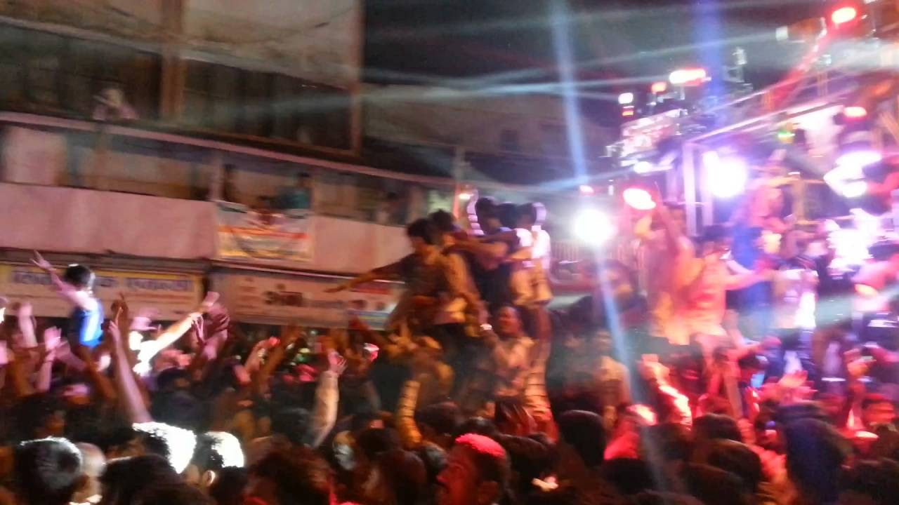 Kolhapur ganesh visarjan 15  UTTARESHWAR WAGHACHI TALIM rocking crowd