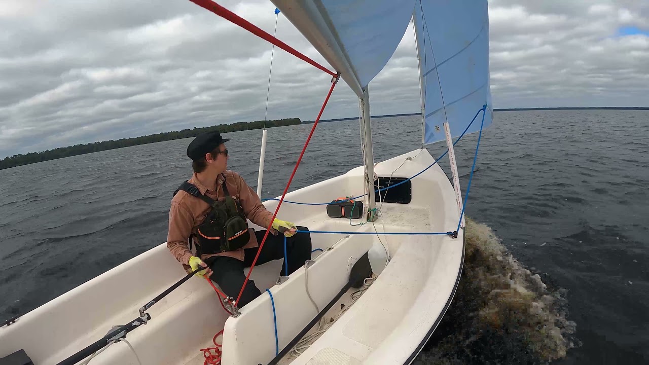 Halloween Solo Sail American 14.6