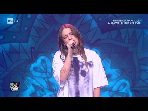 Angelina Mango con &quot;Mani vuote&quot; - Radio2 Social Club 14/11/2023