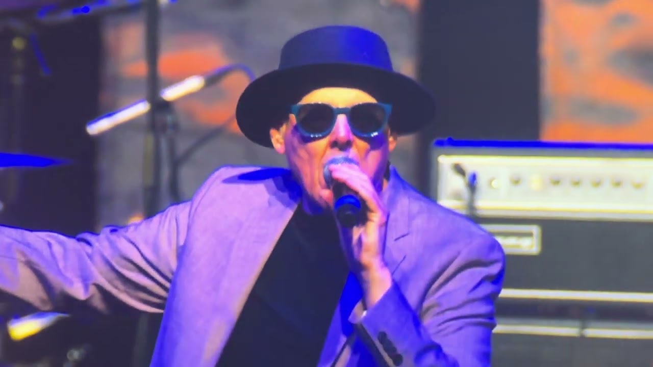 在 YouTube 上觀看「Inside That Box, Billy Price Band」 在 YouTube 上觀看「Inside That Box, Billy Price Band」