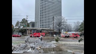 One dead, officer critically hurt in shooting at Poplar-White Station library