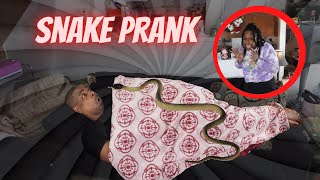 SNAKE PRANK ON BOYFRIEND ...WHILE HES SLEEPING