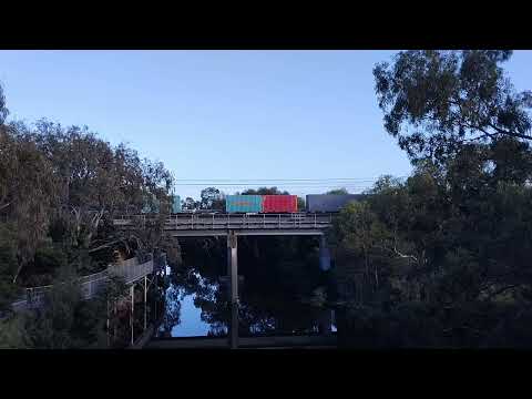 Australian Locomotives - Pacific National - 3AM5