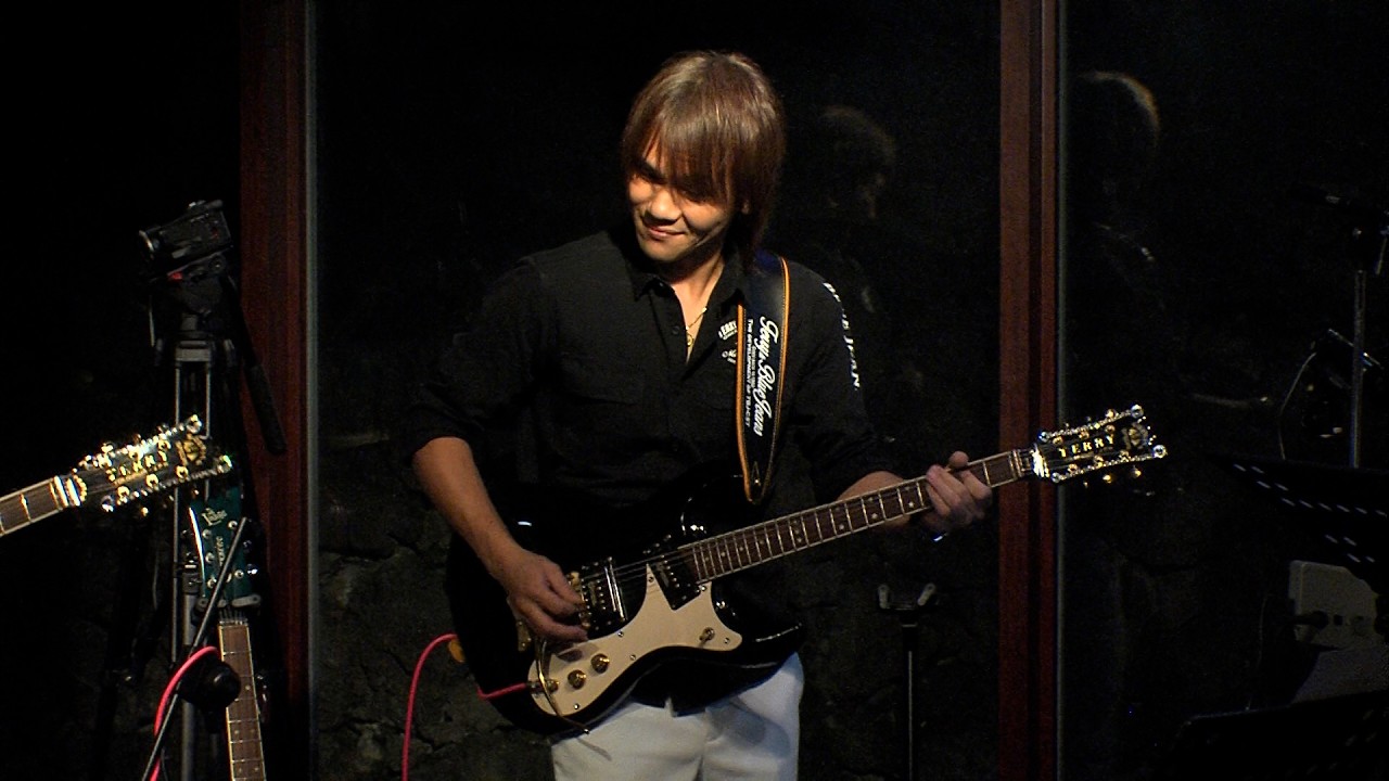 いとしのエリーナ・恋のサーフボード・旅姿三人男・真珠採り・運命など / 寺内タケシとブルージーンズ 9月7日