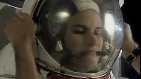 Donning the shuttle space EMU suit ASTRONAUT girl 🛸🌟🌠⭐🚀 👨🏿‍🚀👩‍🚀